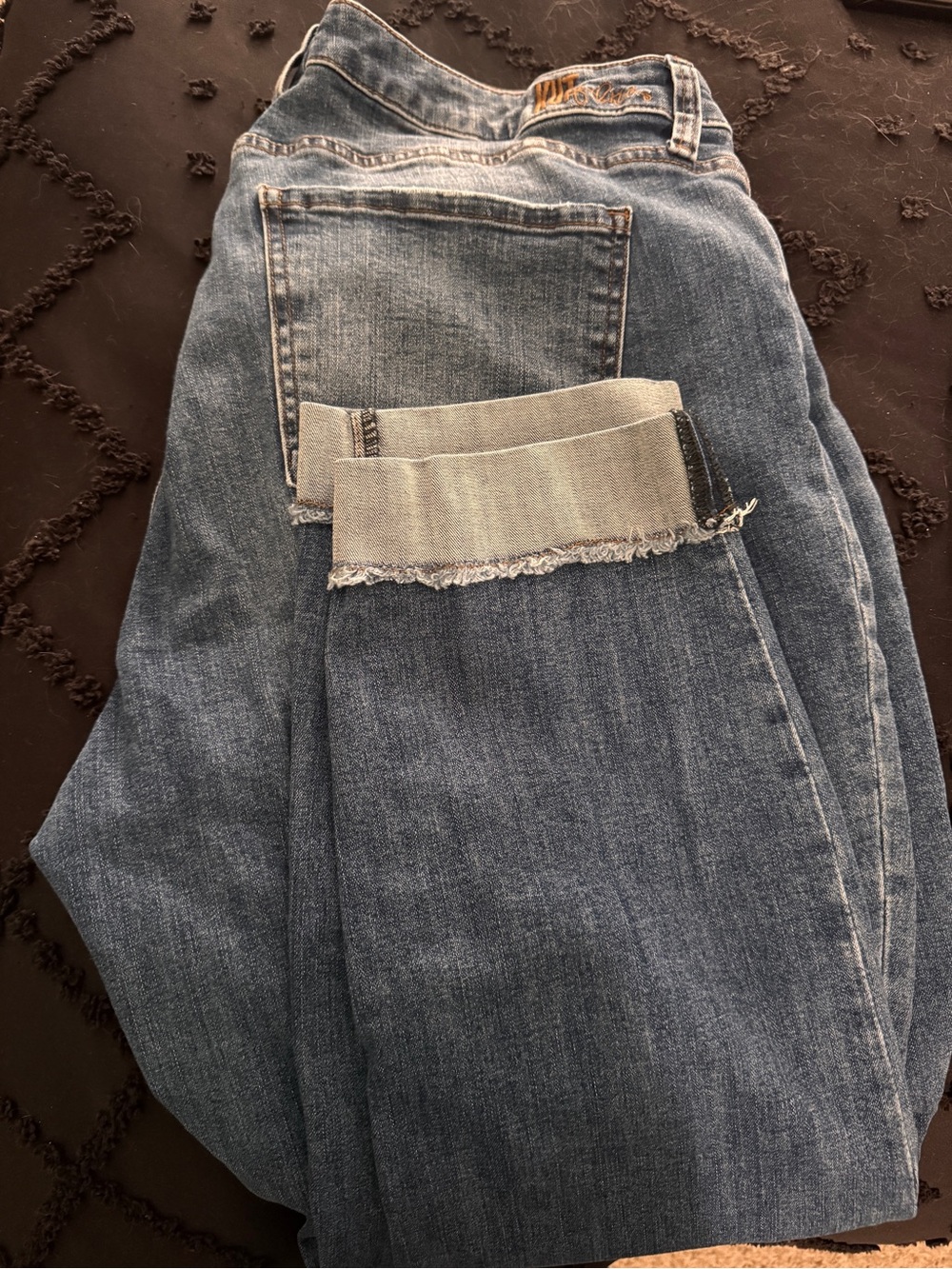 Kut from the Kloth Women's Mid-Blue Straight Leg Jeans
